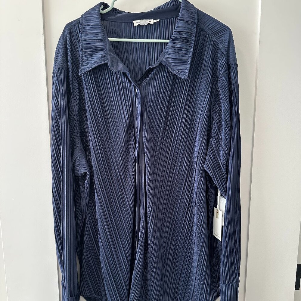 Good American | Navy Blue Plisse Buttondown Shirt | Size 7/8 - NWT